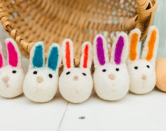 VENTE Mixed Boho Bunny - Lapin blanc feutré à l'aiguille - formes en feutre - Guirlande de lapin - Guirlande de Pâques - Lapin de Pâques - Lapin feutré - Manteau de Pâques