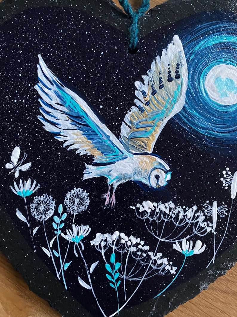 Barn Owl in flight above wild flowers, with the full moon in the sky. Hand painted on a 18cm slate heart. Celebrating British wildlife image 2