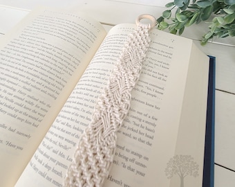 Macrame bookmark with natural wood ring