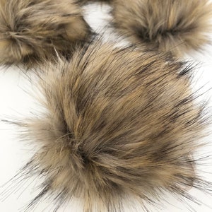 Pompon en fausse fourrure || ANCIENNE || Pompon fait main || Fourniture d'artisanat || Pompon en fourrure || Très gros pompons || pompon marron
