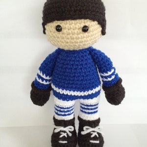 CROCHET PATTERN: Hockey Player Amigurumi crochet pattern image 3