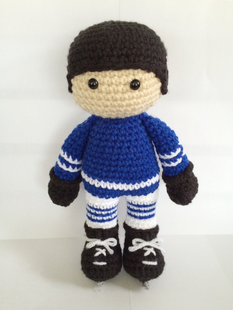 CROCHET PATTERN: Hockey Player Amigurumi crochet pattern image 3