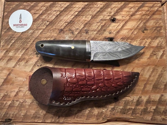 6.1" Damascus-style blade Fixed blade Knife, Sharp High Hardness, Ebony Wood handle stainless steel bolster alligator-style leather sheath