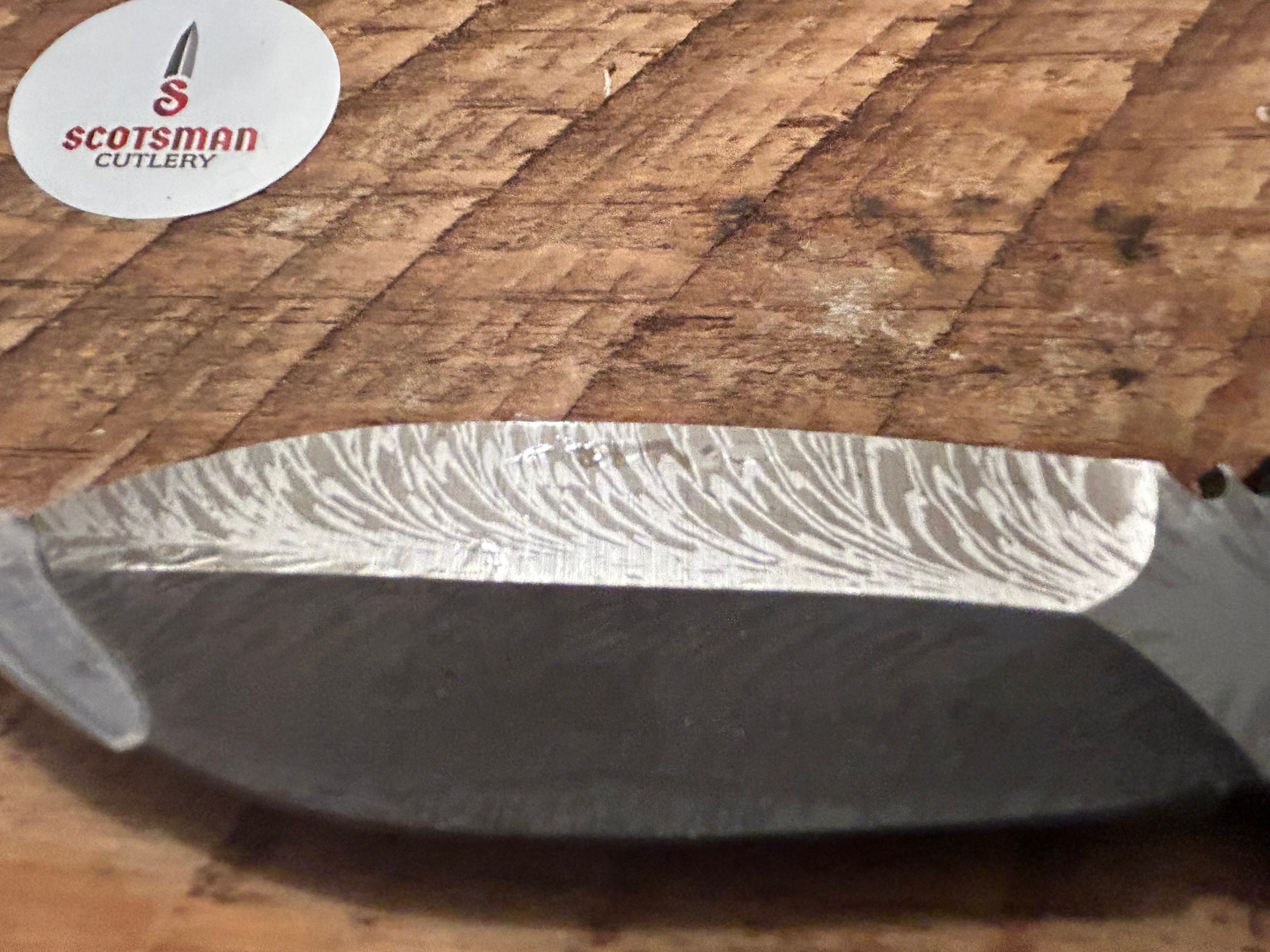 Damascus Style Feather Pattern Fixed Blade Knife, Decorative Leather ...