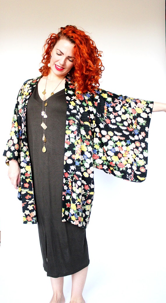 Vintage 1930's Black Silk Haori Kimono Jacket Rob… - image 2