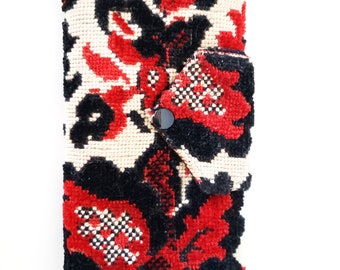 Vintage 1990's Red & Black Floral Tapestry Carpet Wallet Snap Close Clutch -kilim phone case boho large boho paisley embroidered cross stich