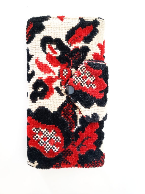 Vintage 1990's Red & Black Floral Tapestry Carpet… - image 1