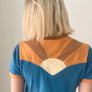 クラシック ロック クチュール ライジング サン リンガー T シャツ