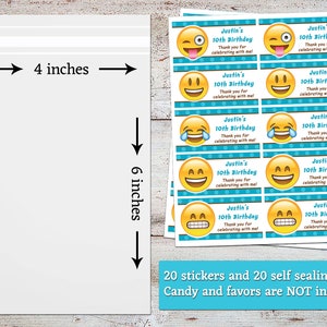 Puede incluir: Un juego de 20 pegatinas rectangulares con varios emojis amarillos y el texto Justin's 10th Birthday Thank you for celebrating with me, junto con 20 bolsas transparentes autoadhesivas de 10,16 cm por 15,24 cm para recuerdos.