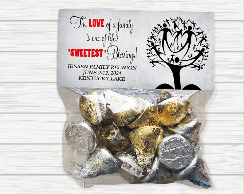 Family Reunion Stickers and Bags, Family Reunion Favors, Family Gatherings, Reunion Treat Bags, Reunion Party Favors, The Love of a Family image 1