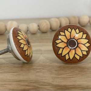 Retro Sunflower Flat Ceramic Knob