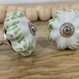 Fresh Green Leaf Melon Ceramic Knob