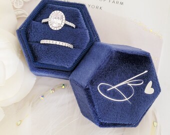 Aangepaste fluwelen trouwringdoos | Monogram ringdrager | Gepersonaliseerde fluwelen ringdoos | Ringdoos voor huwelijksceremonie | Trouwringdrager