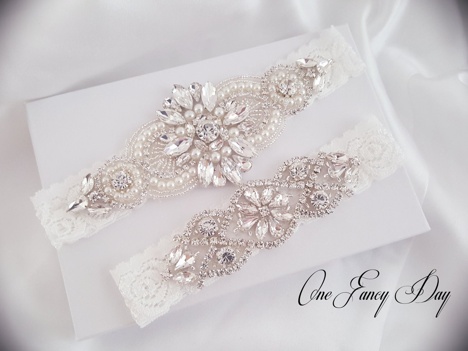 Wedding Garter Set, Bridal Garter Set, Lace Garter Set, Crystal Bridal