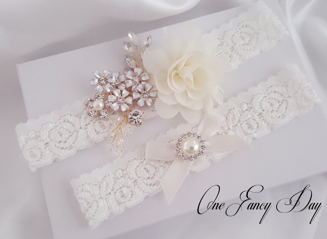 Rustic Wedding Garter, Rustic Wedding, Rustic Bridal Garter, Crystal Pearl Wedding Garter Set