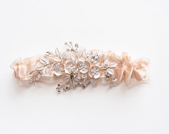 Amelia Rose goud bruiloft kousenband, geen SLIP satijnen bruids Kousenband set, Floral Kousenband voor de bruid, vintage Strass bruiloft accessoires