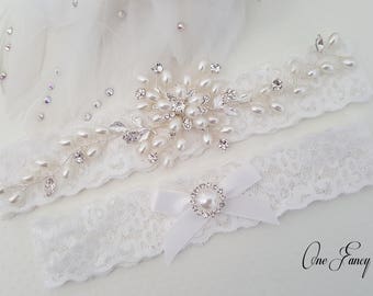 Beaded Lace Wedding Garter, Pearl Bridal Garter Set, Wedding Garter Set, Keepsake Garter, Toss Garter, Customizable Handmade-Style 828