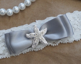 Wedding Garter, Bridal Garter, Vintage Wedding, Ivory Lace Garter, Crystal Garter