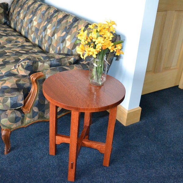 Arts and Crafts Stickley Style Round Side Table