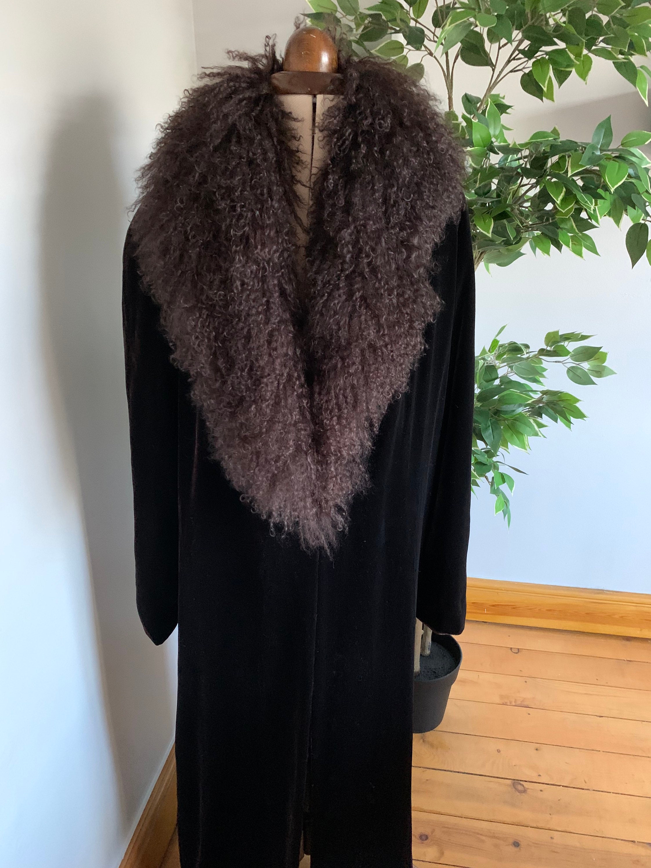 Vintage Velvet Coat, Full Length Coat, Shearling Collar, 1930s style, Flapper, Opera Coat, Full Length Coat