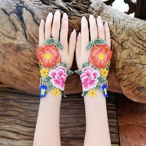 A pair peony  floral  glove embroidered  colorful flower patch applique