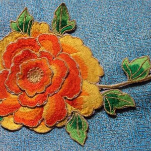 Peony embroidered applique patch floral patch Clothing decoration patch image 2