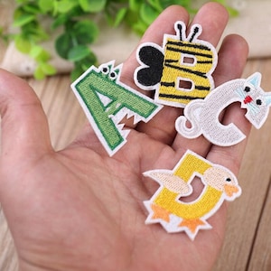 Animais bordados a ferro em letras apliques patch, patch de letras de nome para passar a ferro em camiseta ou casaco, decoração bordados a ferro em patches