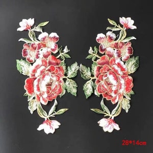 A pair flowers with bird Applique Patch Supplies ,clothing design sewn on patches