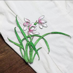 Flower  patch applique   embroidered patch T-shirt or Jeans decoration patch applique