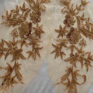 A pair beaded   flower  embroidered patch applique decoration patch applique