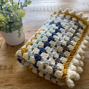 Bobble Edge Granny Square Blanket