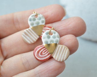 Leaf-clover earrings, ceramic jewellery in cinnamon red and gold