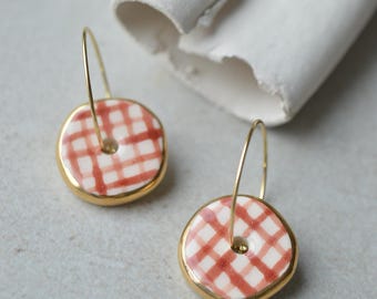 Checkered ceramic hoop earrings