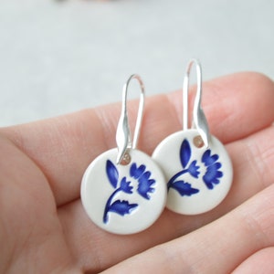 Tulip earrings, delft blue ceramic earrings, folk art inspired everyday jewellery, something blue, wedding jewellery, sterling silver image 2