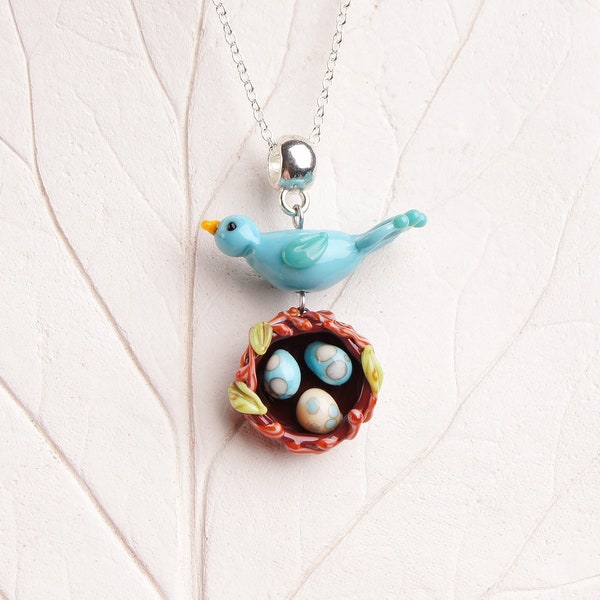 Blue bird necklace Mother daughter necklace Bird nest necklace Bird lovers gift Murano glass bird pendant Blue bird egg pendant necklace
