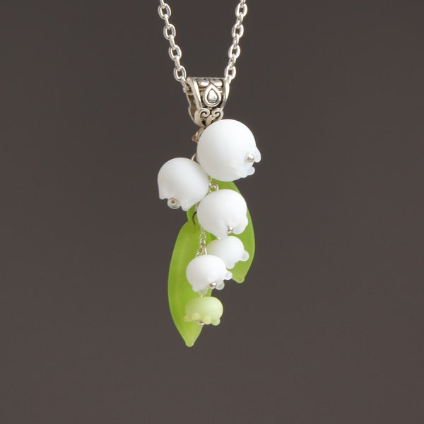 Collier muguet Pendentif printemps collier nature verte Collier fleurs blanches Pendentif muguet Bijoux printemps