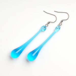 Blue teardrop earrings Light blue dangle earrings Bright blue tear drop earrings Long elegant earrings Glass teardrop earrings