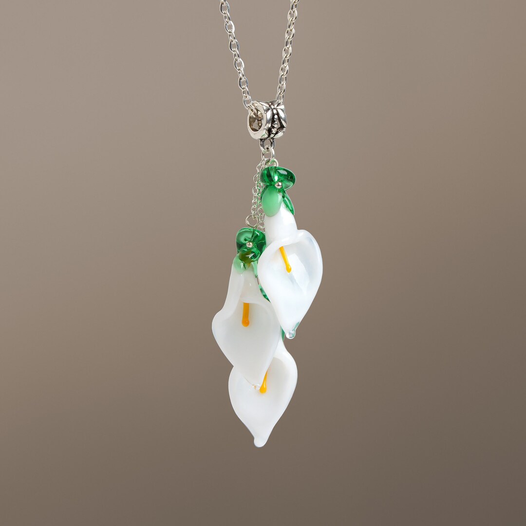『TAKA ORIGINAL』Calla Lily Drift Necklace il_1080xN.3047970724_g8e8.jpg