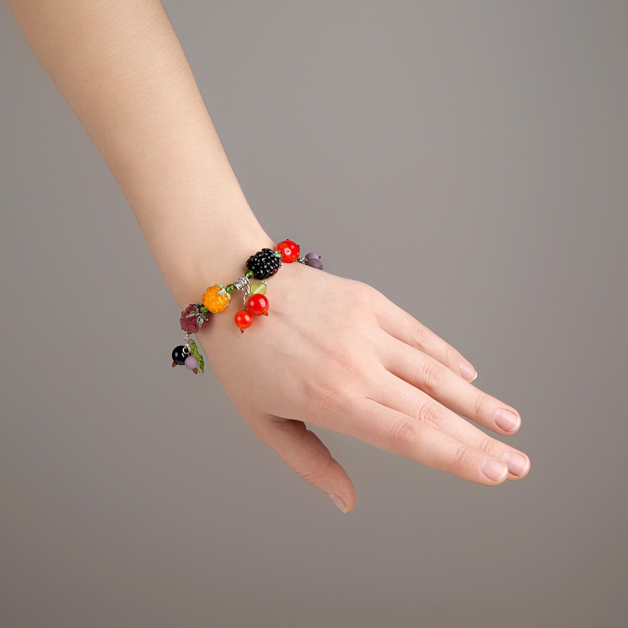 Bracelet à Breloques Fraise Fait Main - Perles Vertes Et Fruits - Réglable - Cadeau Pour Femme Et Fille