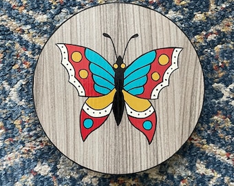 Mariposa circular para colgar en la pared, pintada a mano, estilo tatuaje tradicional