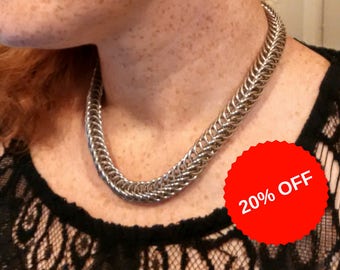 Half Persian 5 to 1 Chainmail Necklace, Medieval chainmaille necklace, Fantasy style jewel, Unisex Boho necklace, Unique silver necklace