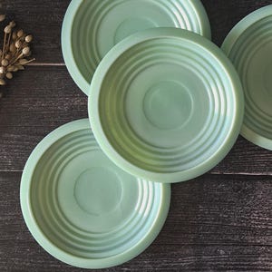 Set of 4 Vintage Jadeite Green Glass Saucers, Large Ribbed Plates, Art Deco Style, 1940s/50s, Rare Fire King Style Opaline