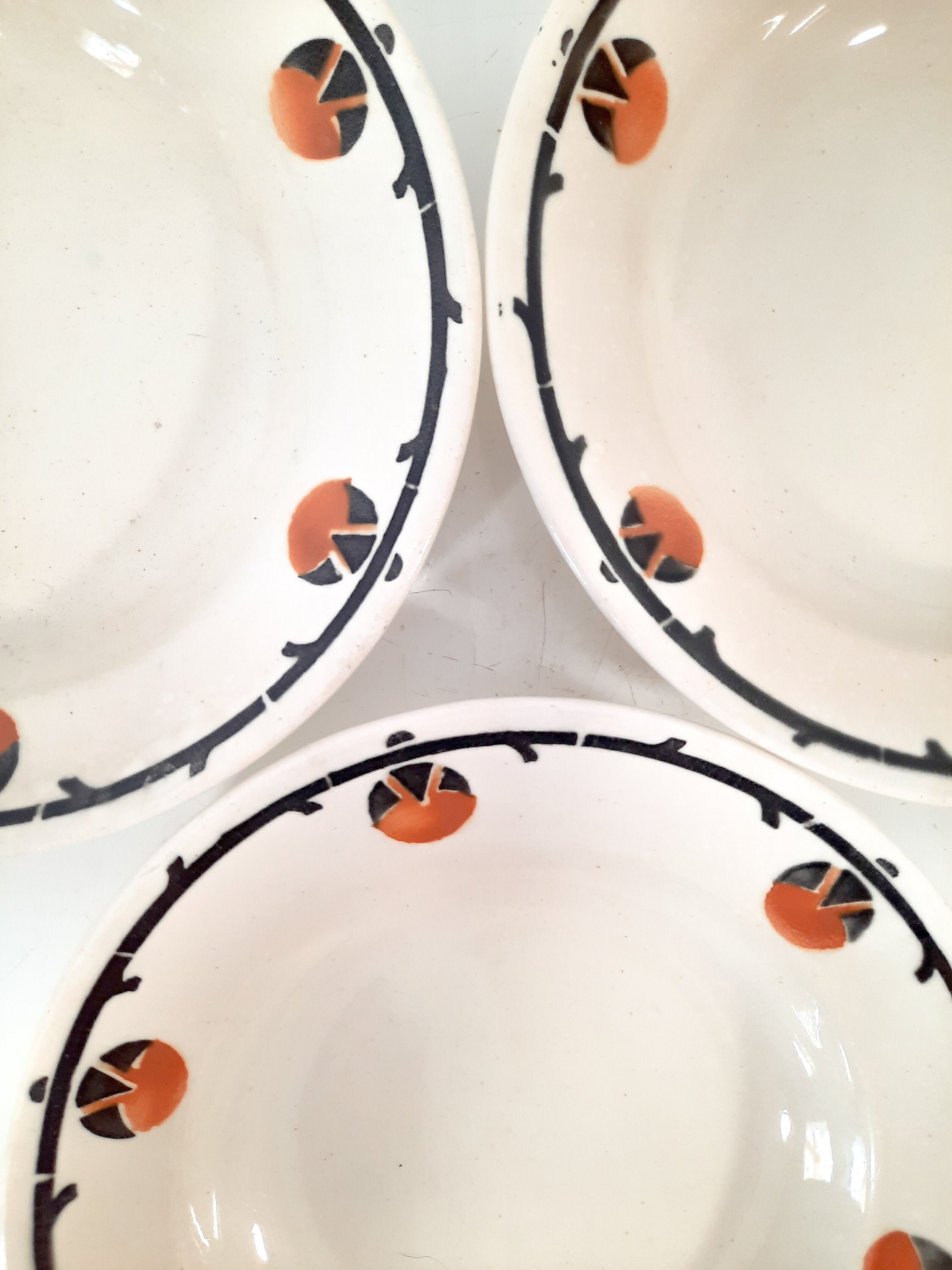 Ensemble de 3 Français Assiettes Ironstone Vintage Badonviller Art Déco Orange et Noir