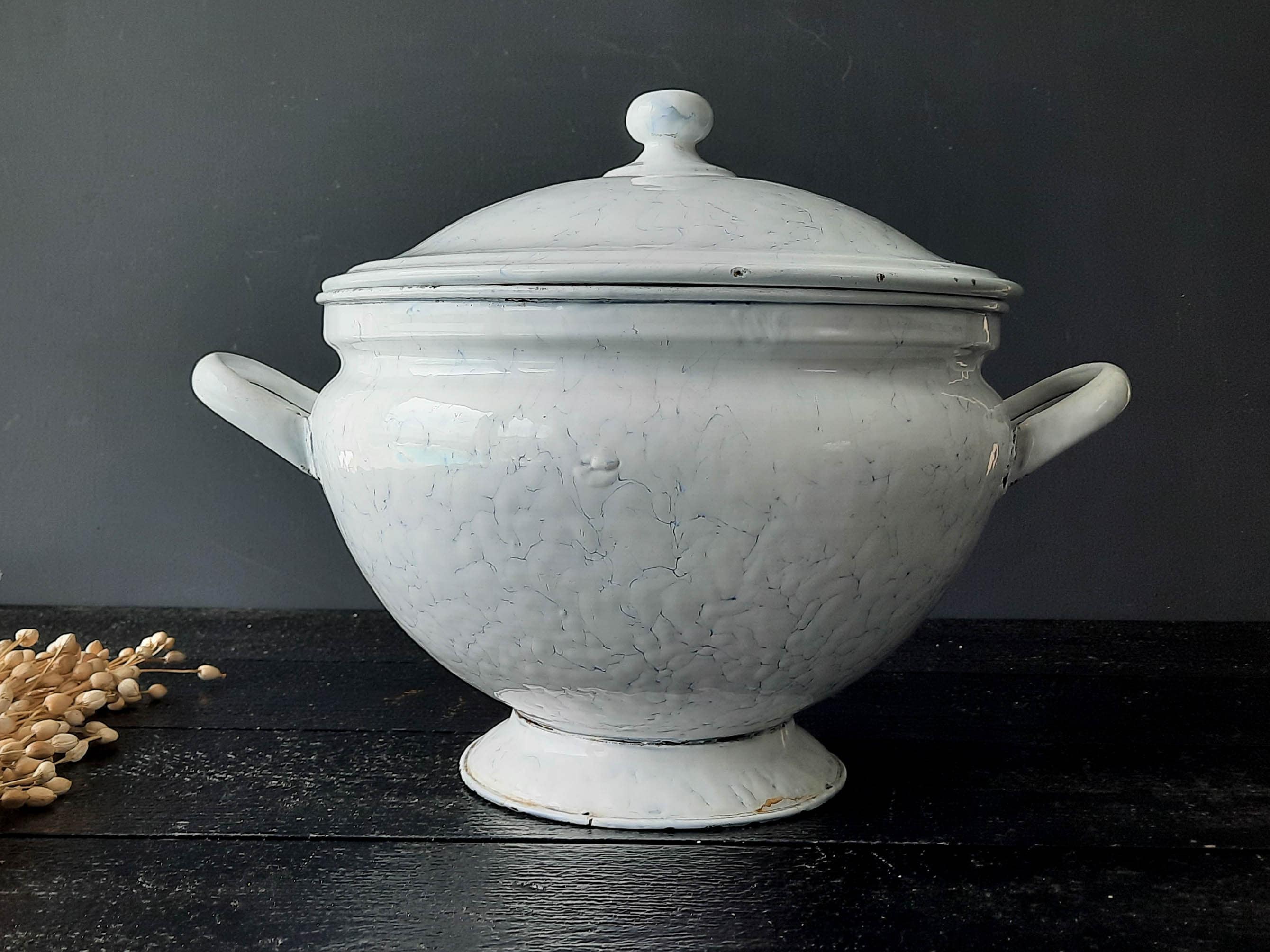 extra large français vintage white & blue marble enamel tureen soup with lidded serving dish, rustic soupière