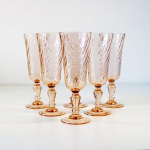 Blush Pink Champagne Flutes from Luminarc Rosaline Set of 6 Pink Swirl Glasses France image 5