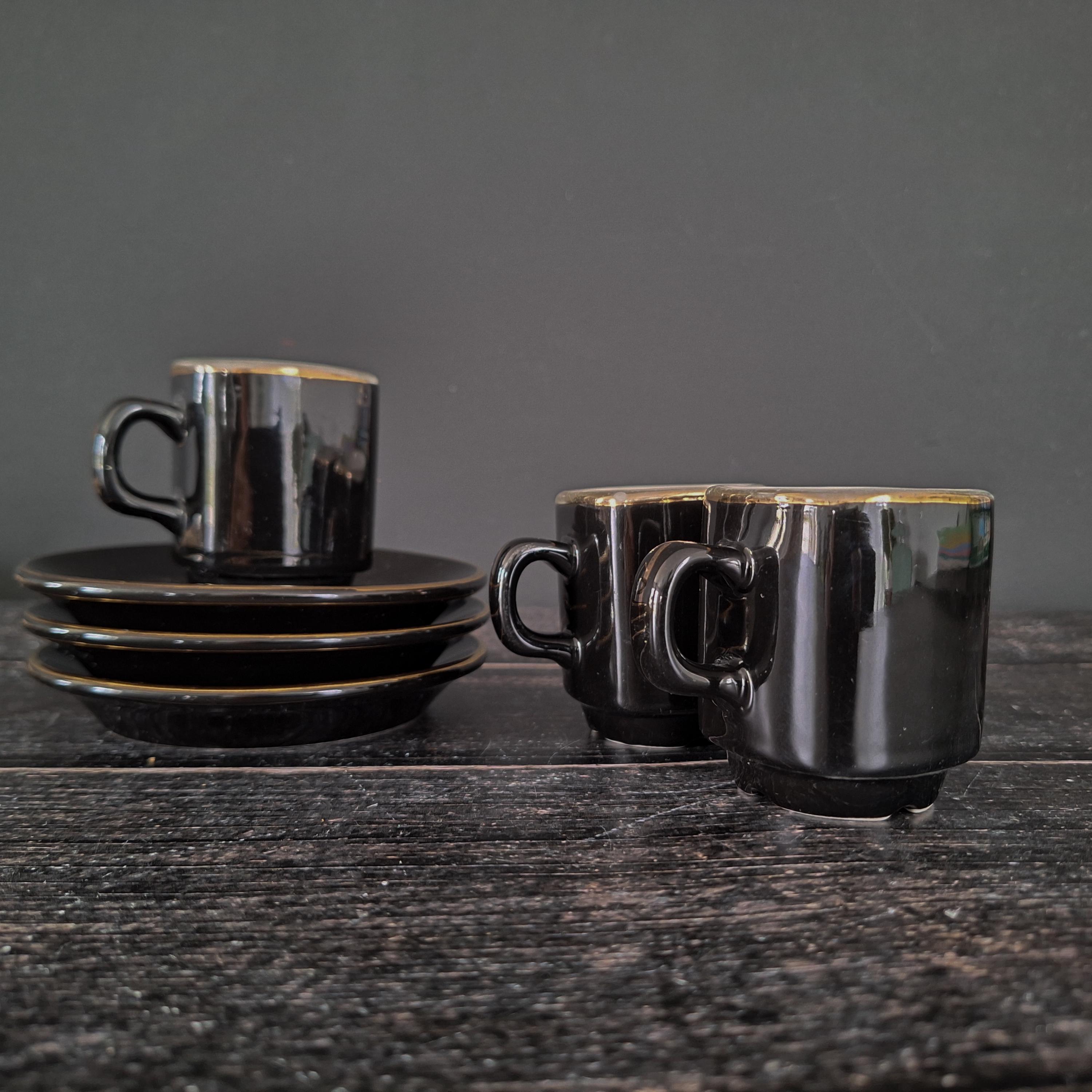3 tasses et soucoupes à expresso noires vintage, porcelaine Cafés Pivard Bistro, forme carrée, style Café de Paris des années 1920, idée cadeau pour les fêtes - France