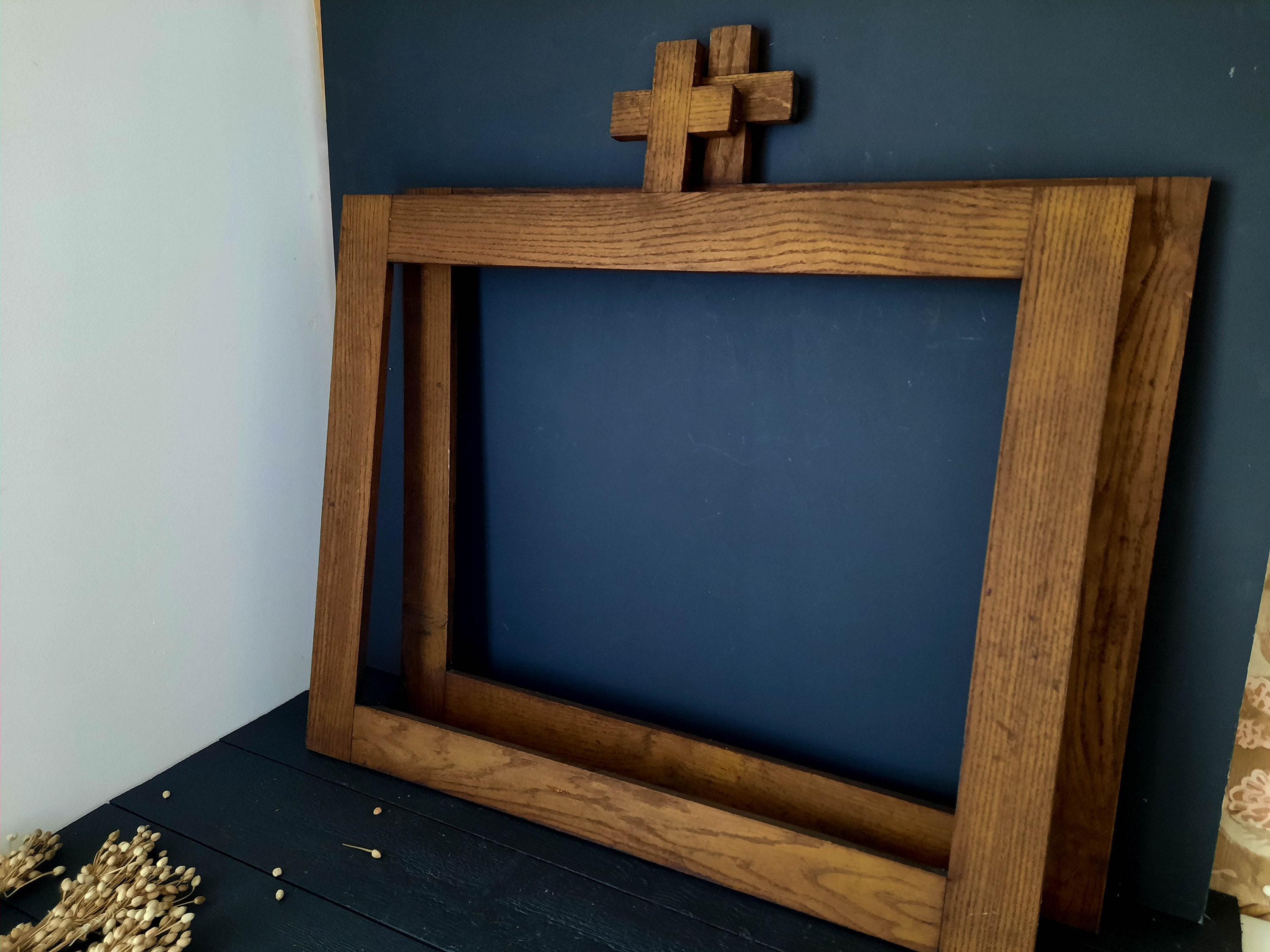 Marco de madera extra grande para el Vía Crucis de estilo vintage