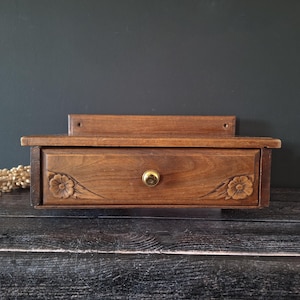 Zeldzaam drijvend nachtkastje, art-deco wandgemonteerd nachtkastje met lade, massief hout en messing knop jaren 30