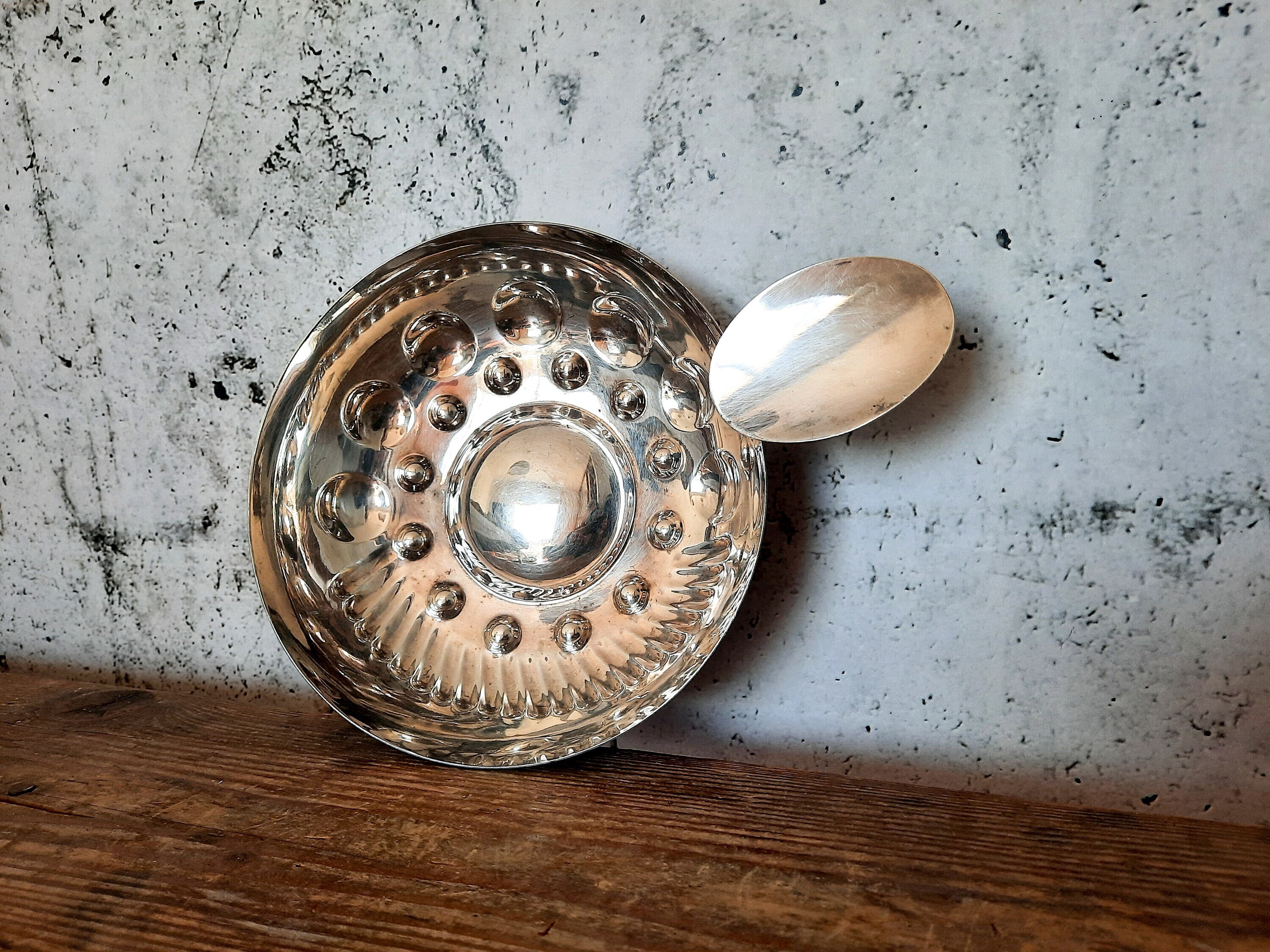 Énorme Tastevin Plaqué Argent à Utiliser Comme Plat de Bibelot, Français Wine Sommelier Cup Tastevin