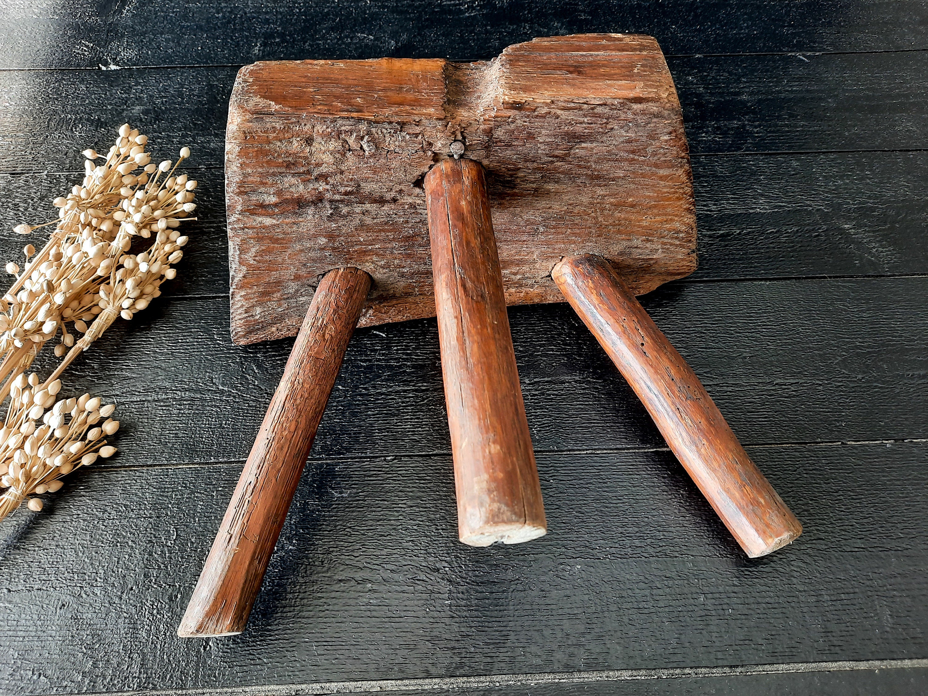 ブルータリスト三脚スツール木製ラスティック3フレンチヴィンテージ